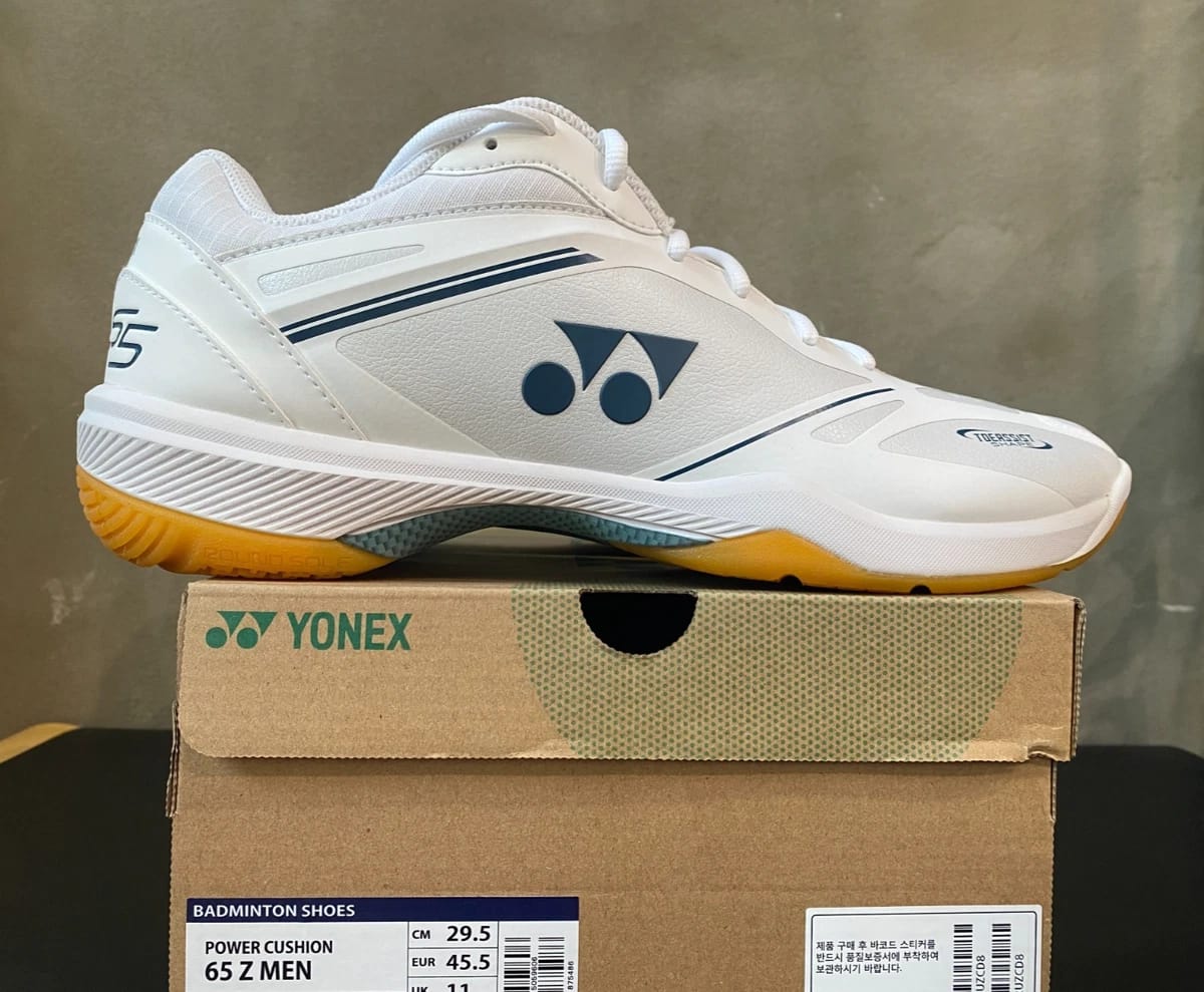 Yonex Power Cushion 65 Z4 (Mens)