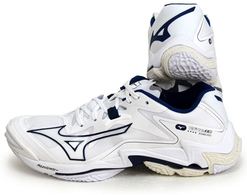 Mizuno Wave Lightning Z8 (Mens)