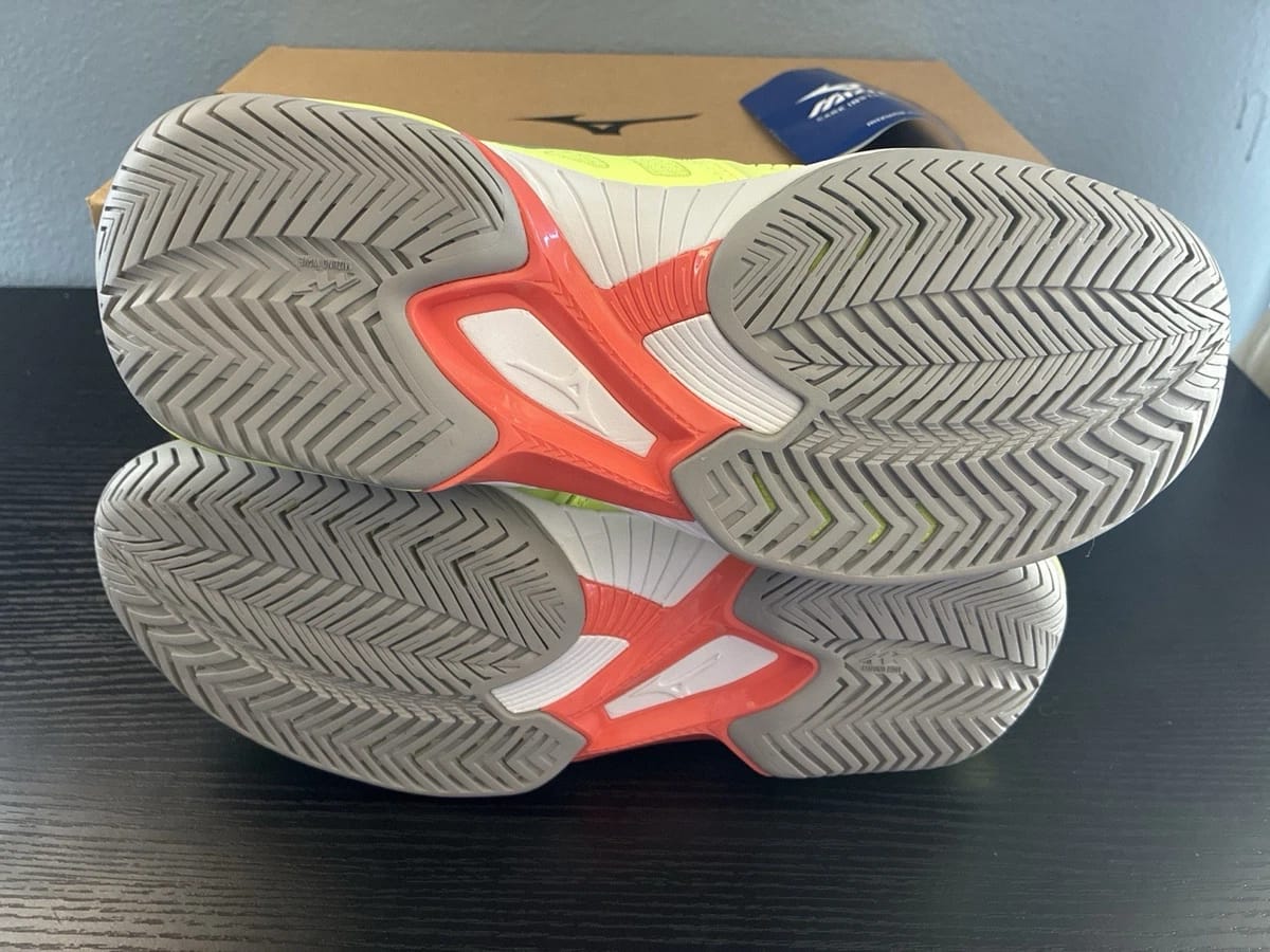 Mizuno Wave Exceed Tour 5 – Men's – Yellow/Grey